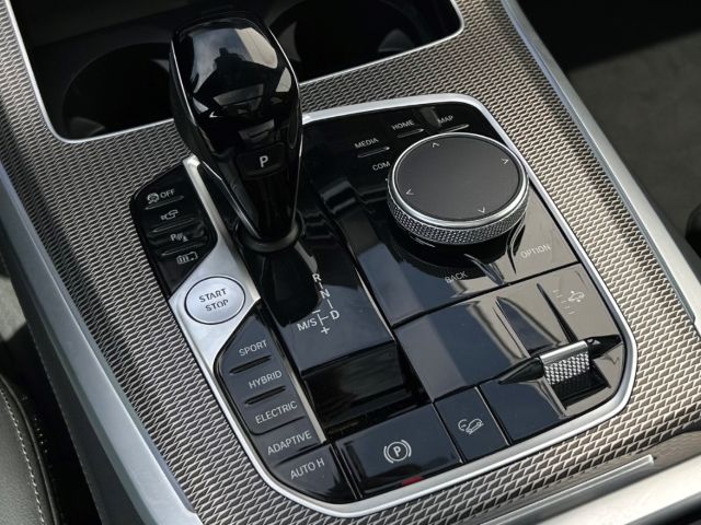 BMW X5 xDrive 45e M-Sport AHK PANO HUD Parkass+ H/K