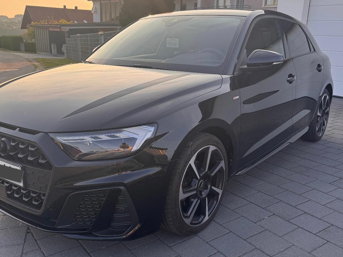 Audi A1 Sportback 30 TFSI S line
