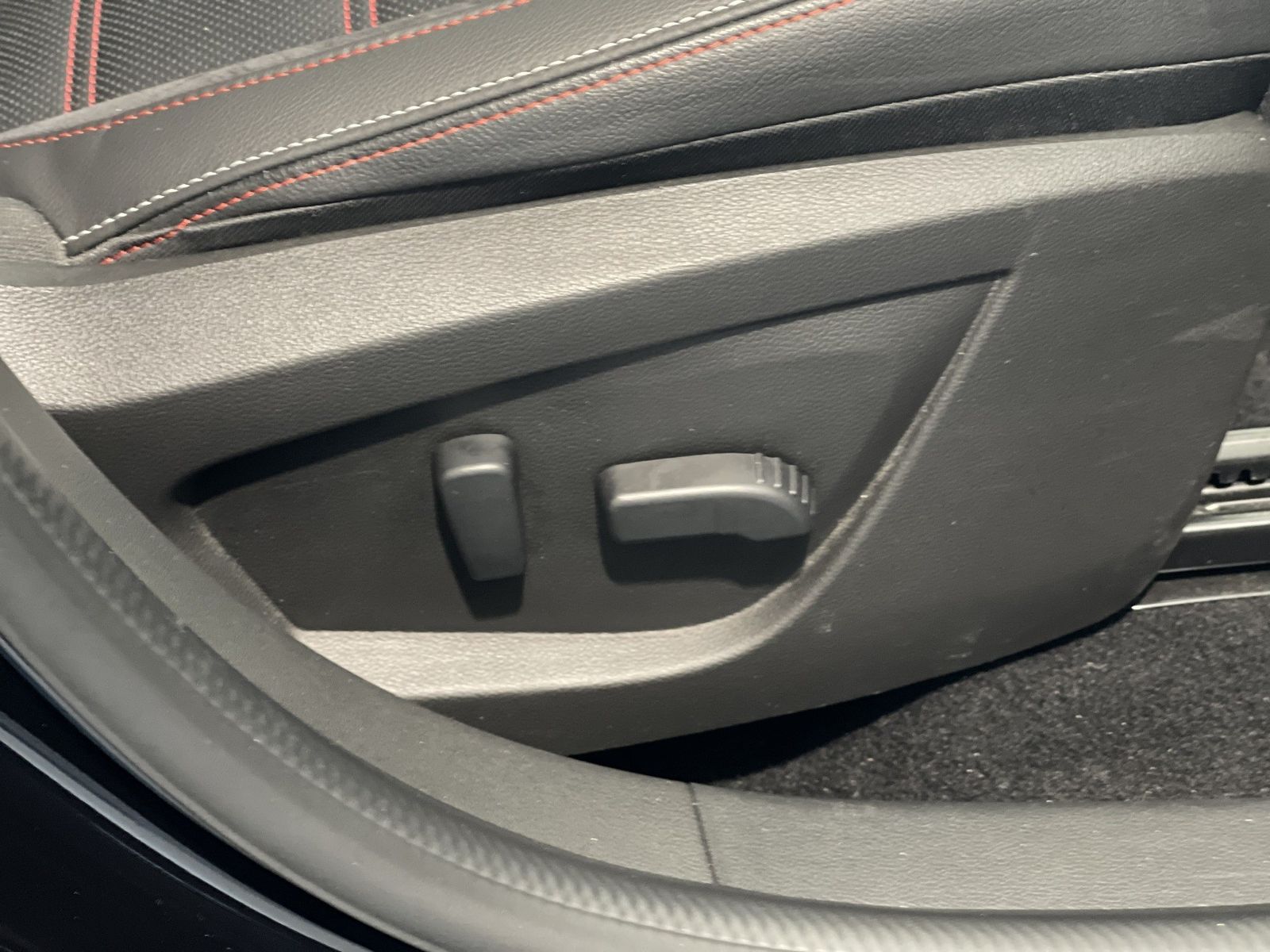 Renault Arkana R.S. LINE E-TECH - Samsaru's Car Outlet