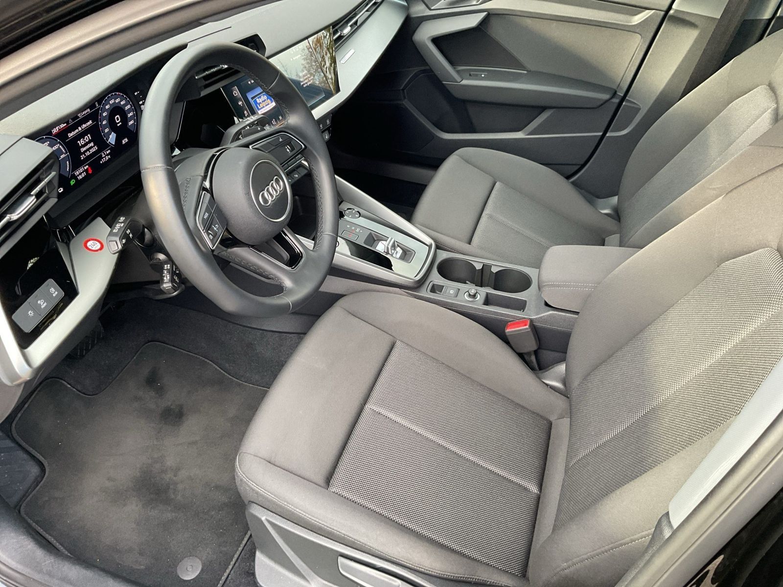 Audi A3 Sportback 40 TFSIe adv. *LED*Parkassistent*