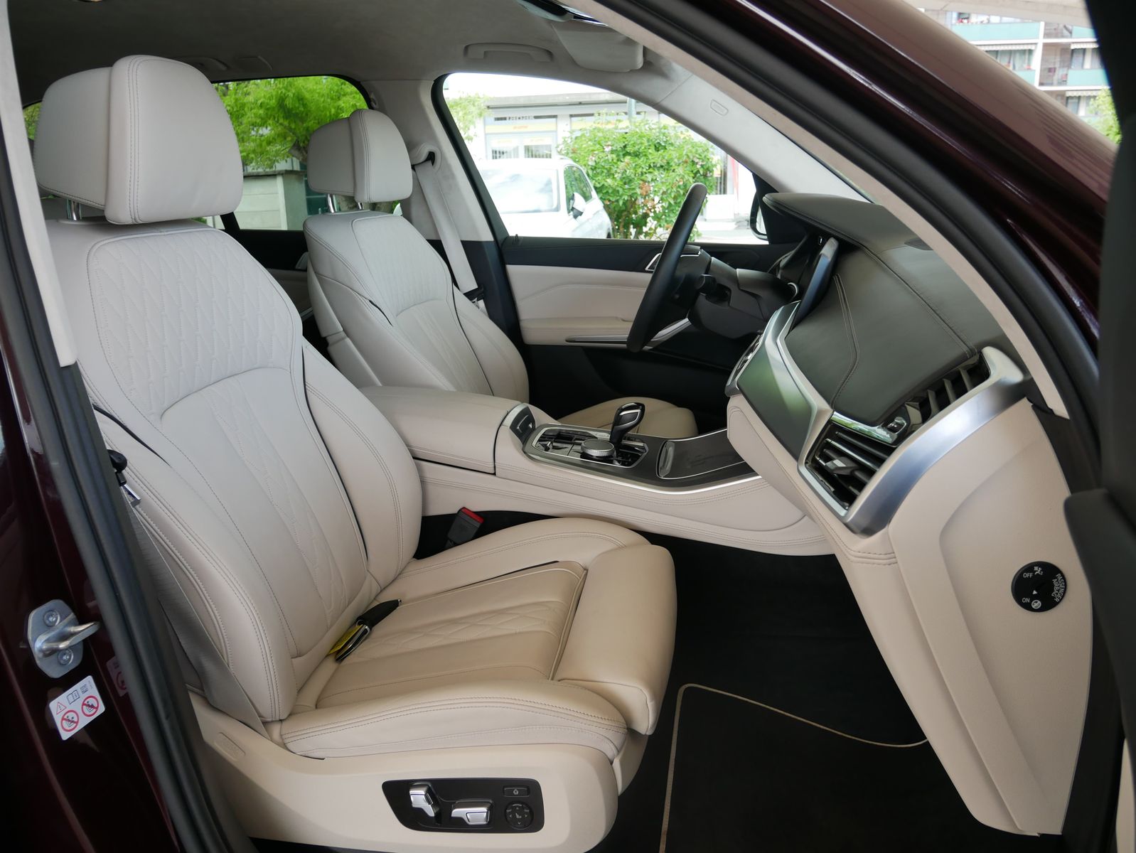 BMW X5 xDrive30d °INDIVIDUAL° HUD DAB AKTIVLENK ALCA