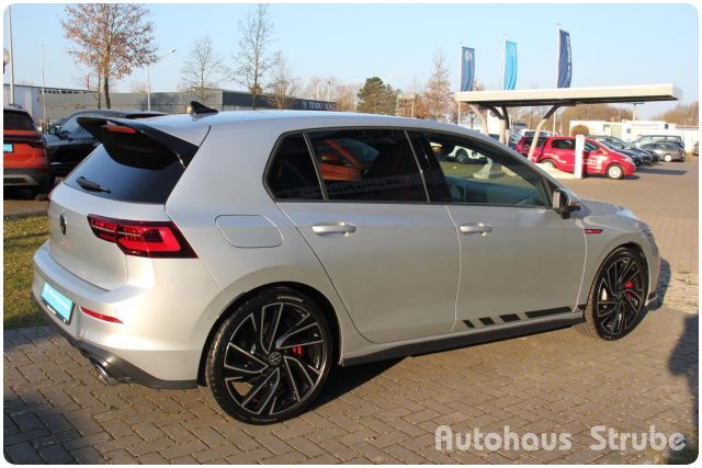 Volkswagen Golf VIII GTI Clubsport DSG - Samsaru's Car Outlet