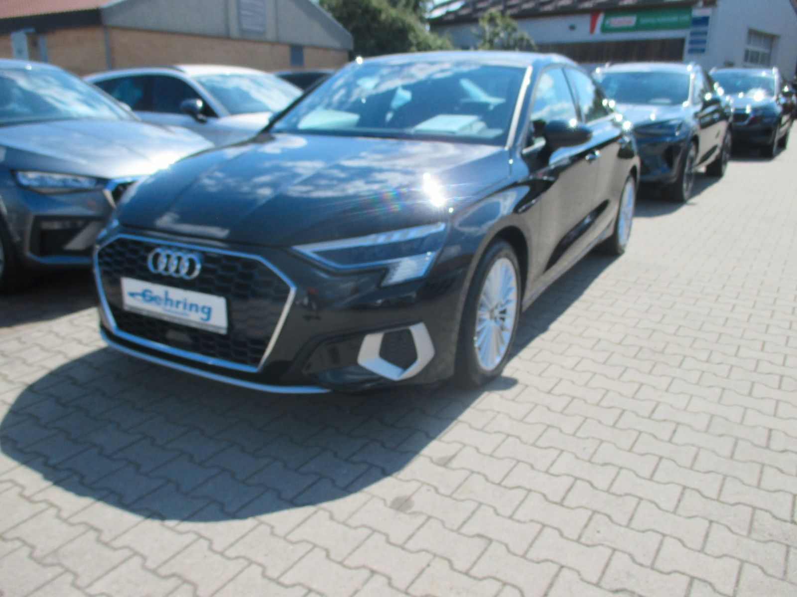 Audi A3 Limousine 35 TFSI Advanced - Samsaru's Car Outlet