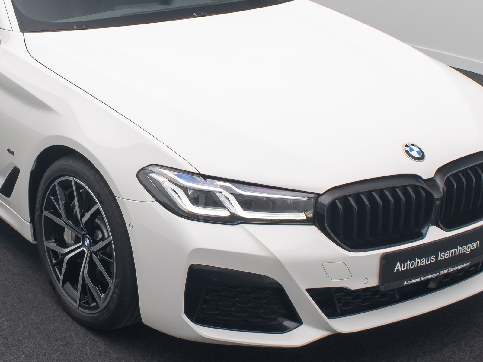 BMW 530d xD M Sport DAB Laser 360°HUD 4xKlima 19Zoll