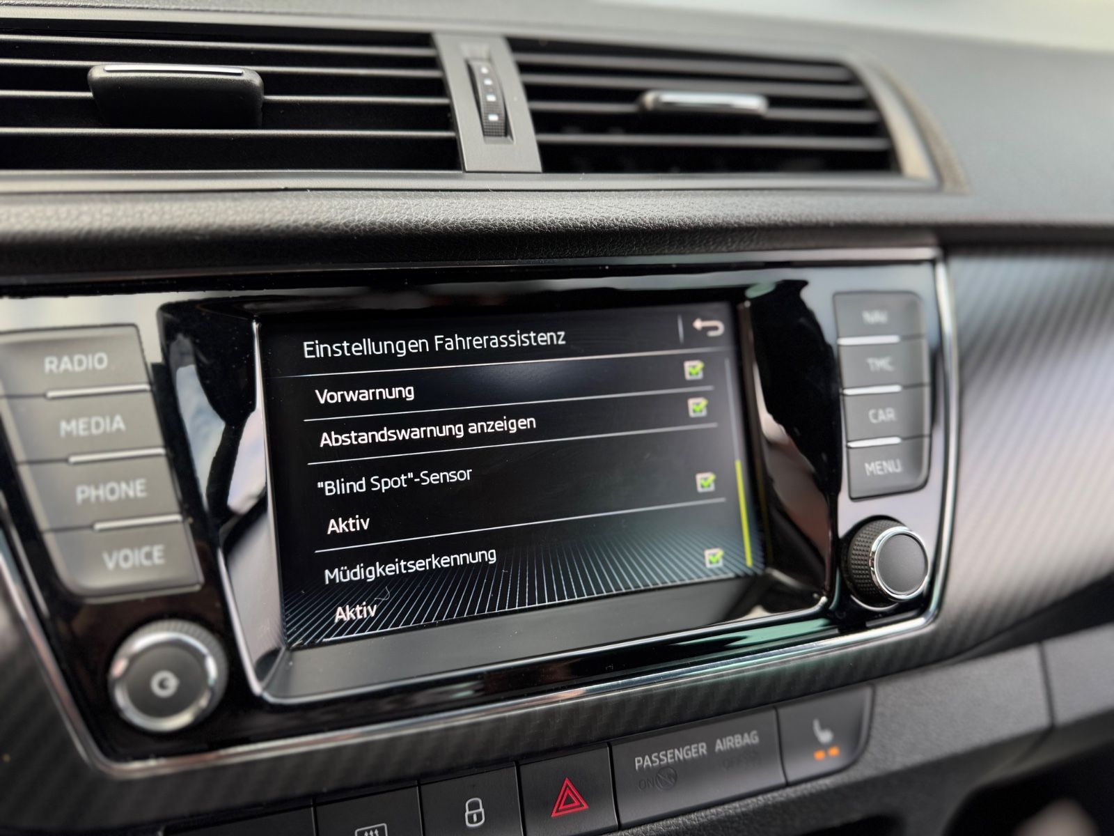 Skoda Fabia Monte Carlo - Samsaru's Car Outlet