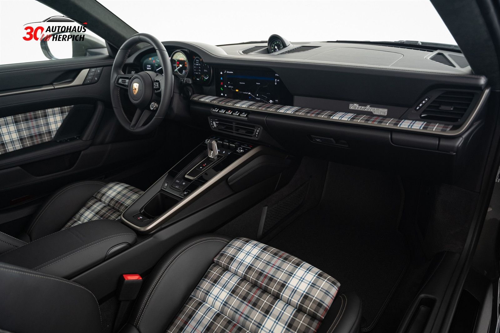 Porsche 992 Turbo 50 Jahre Heritage 360° Panorama Lift