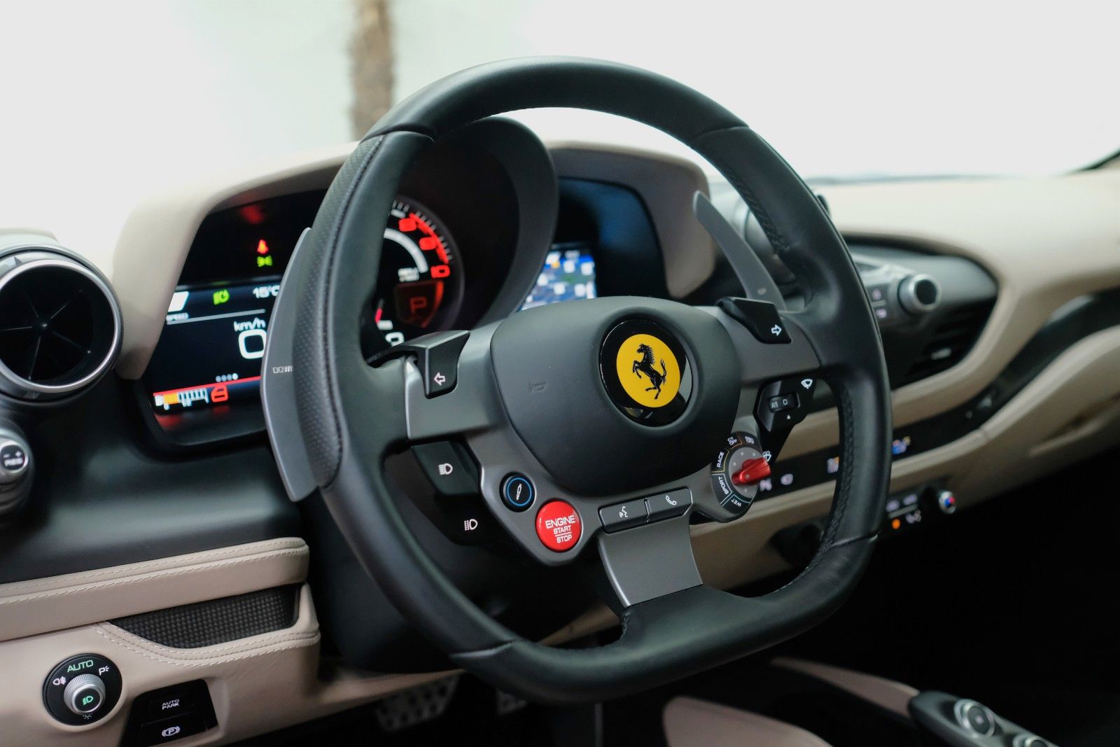 Ferrari F8 Tributo/LIFT/CAMERA/PDC/FULL ELECTRIC SEATS