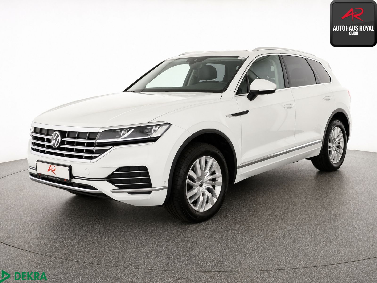 Volkswagen Touareg 3.0 TDI 4M ELEGANCE MEMORY,360GRAD,ACC