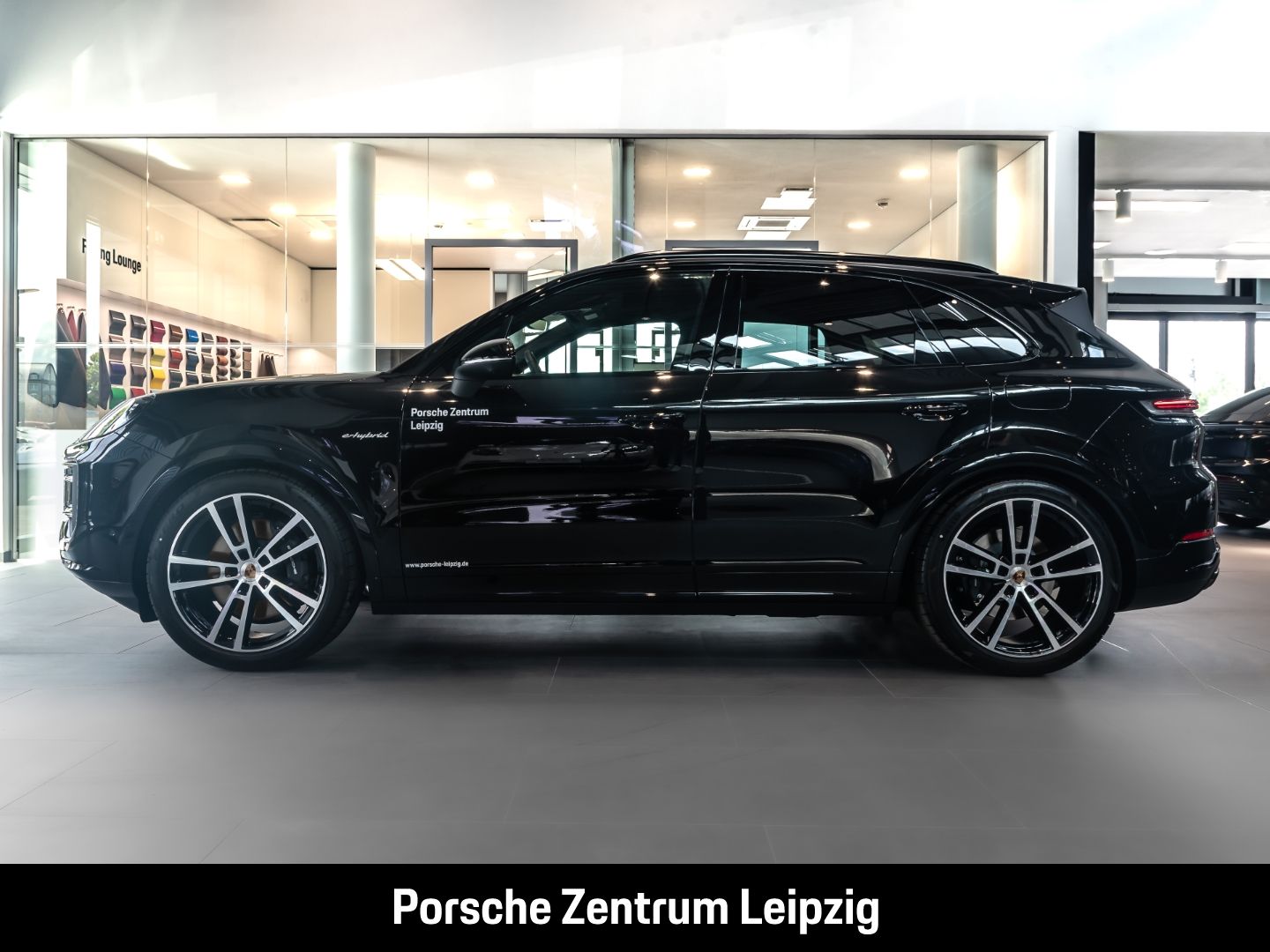 Porsche Cayenne E-Hybrid SportDesign HD-Matrix AHK HeadU