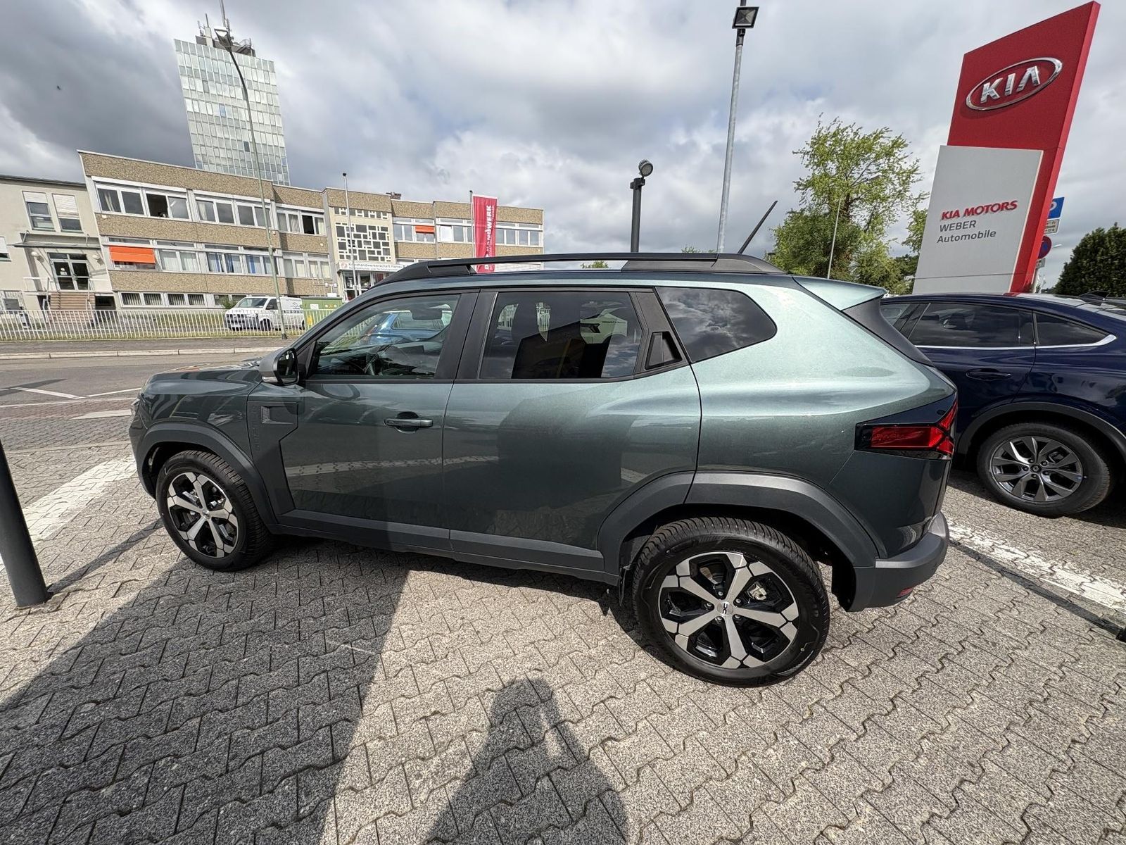 Dacia Duster III Hybrid 140 Journey - Samsaru's Car Outlet