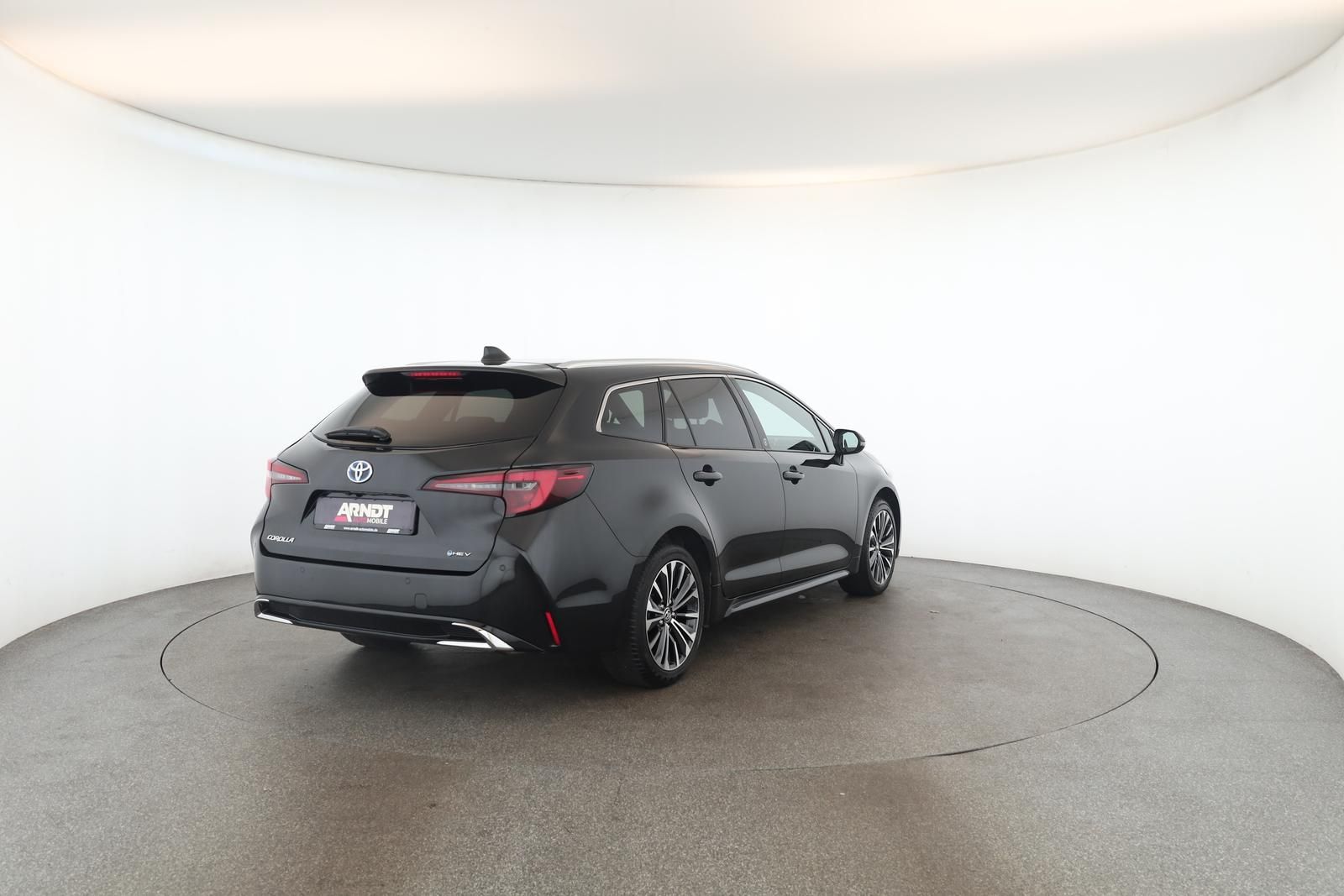 Toyota Corolla Touring Sports 2.0 CVT Team D Navi Kam