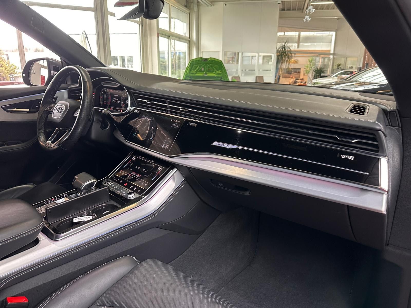 Audi Q8 50 TDI quattro S LINE AHK STANDHZ PANO Allrad