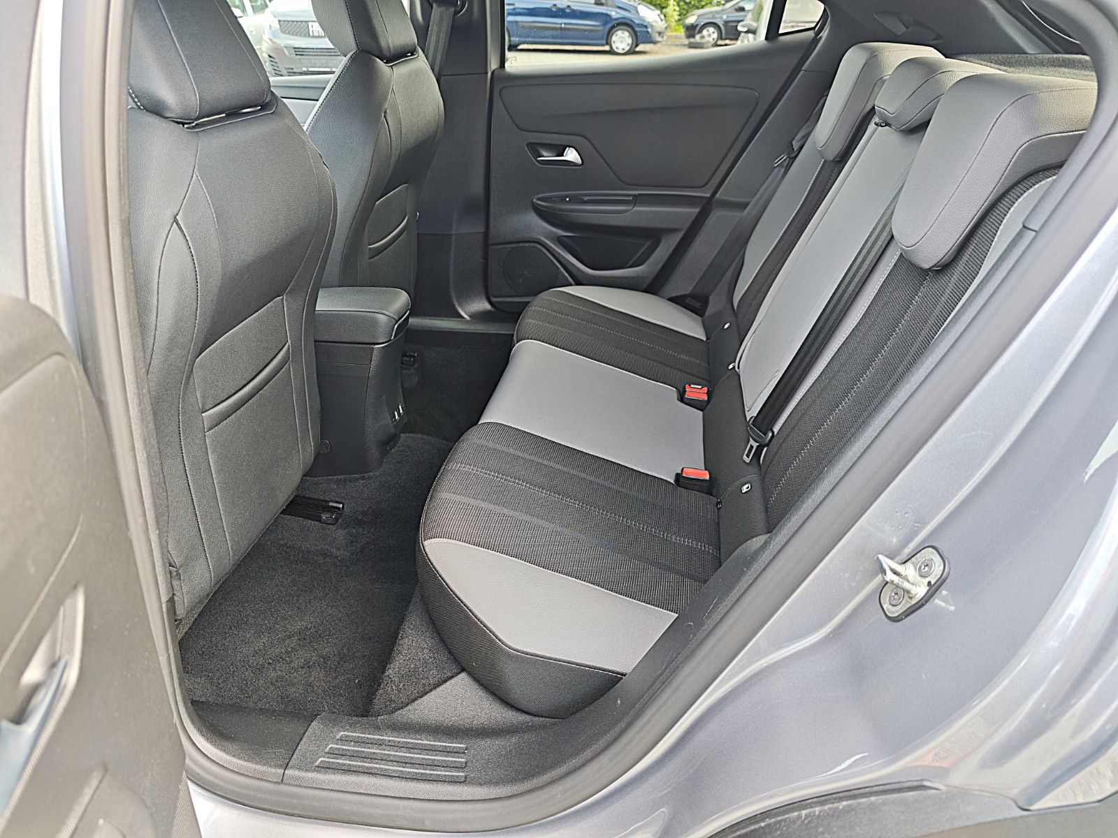 Opel Mokka B 1.2 Turbo - Samsaru's Car Outlet