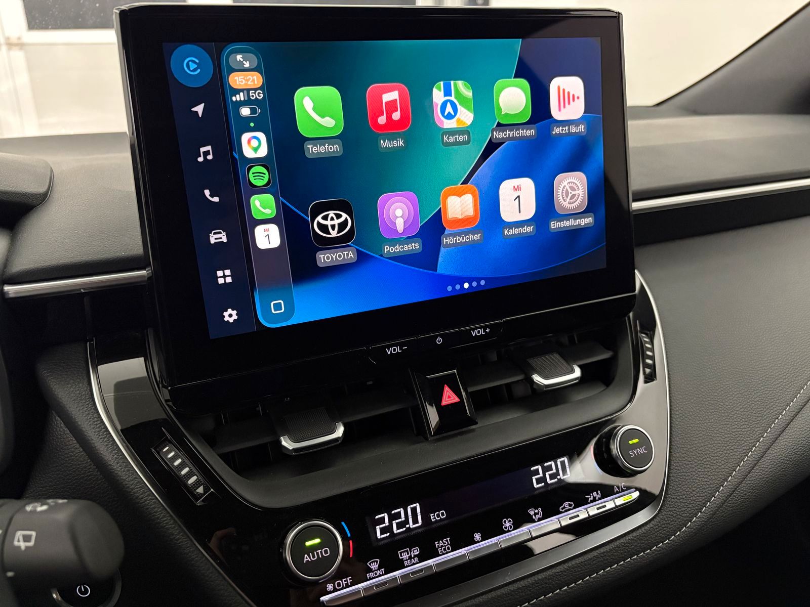 Toyota Corolla 1.8 Hybrid R-Kam#ACC#LED#Sitz-/Lenkradhz