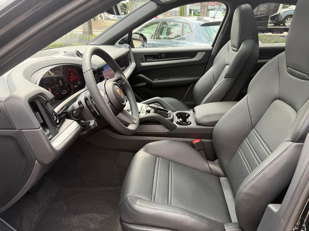 Porsche CAYENNE COUPE 360°AIR/INNO/HUD/BOSE/PANO/BF-DISP
