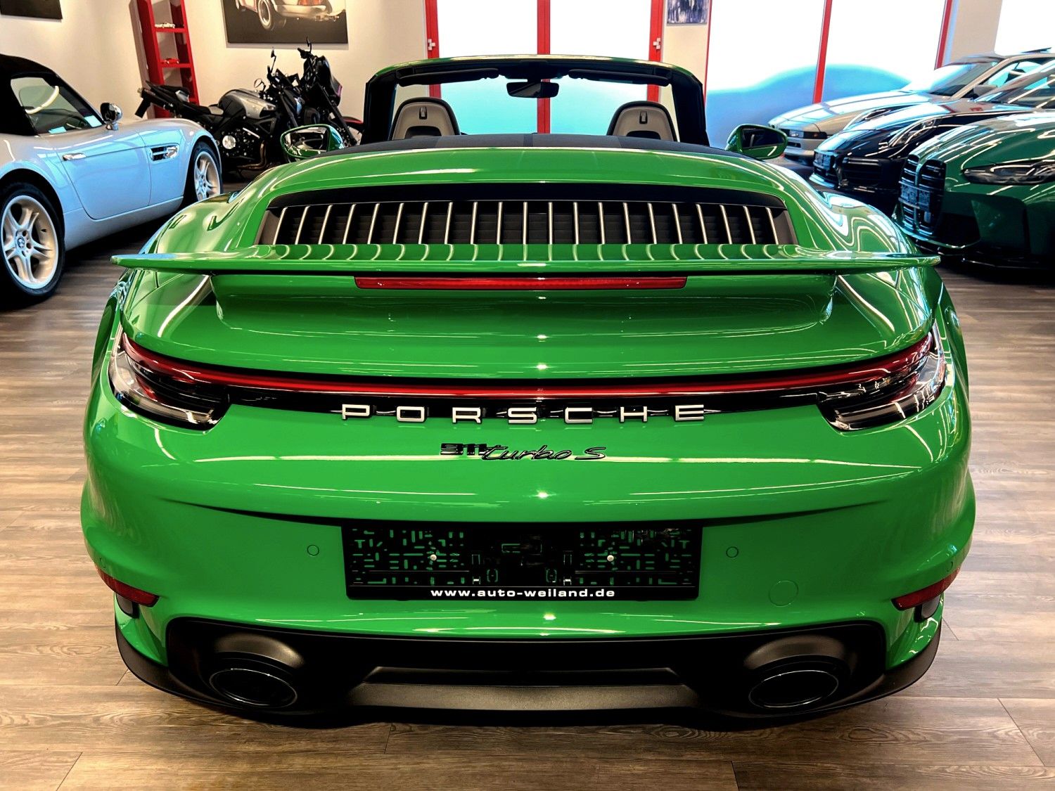 Porsche 992 Turbo S Cabrio Individual 12 M Approved 19%
