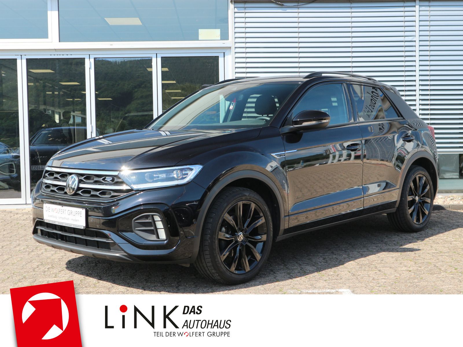 Volkswagen T-Roc R-Line - Samsaru's Car Outlet