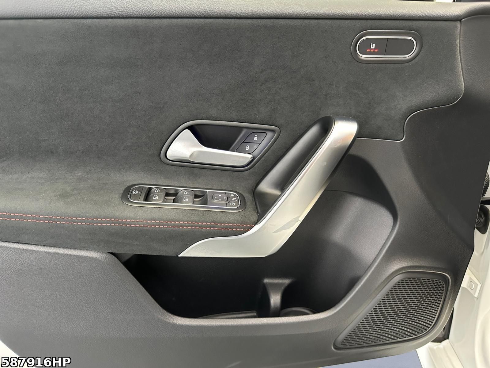 Mercedes-Benz A 200 AMG Line - Samsaru's Car Outlet