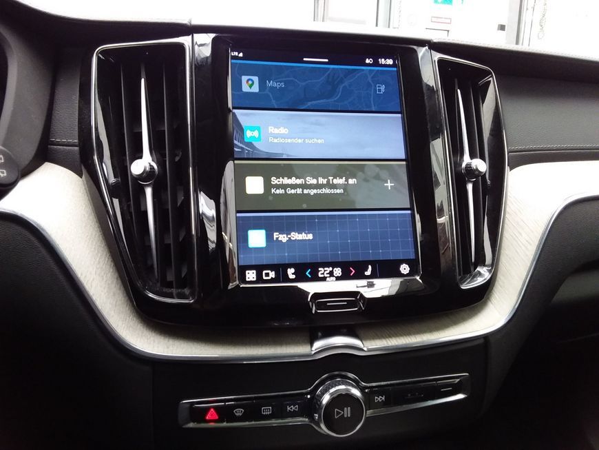 Volvo XC60 T8 AWD Recharge Inscription - Samsaru's Car Outlet