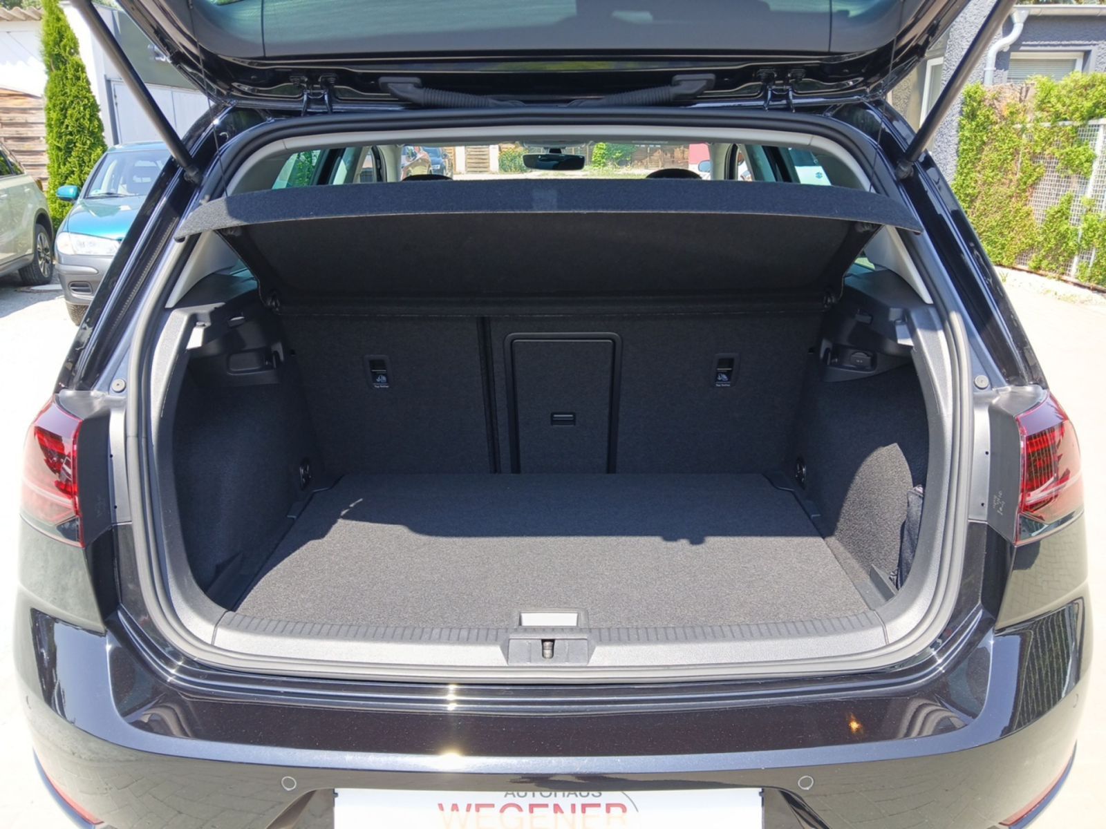 Volkswagen GOLF TSI 1.5 Highline DSG - Samsaru's Car Outlet