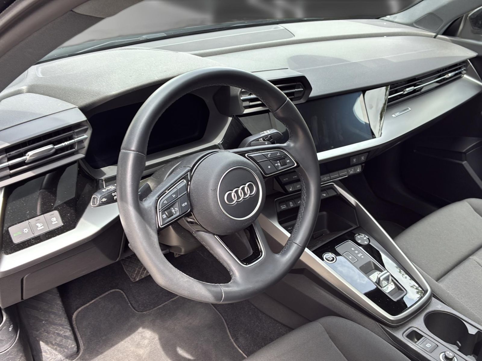 Audi A3 Sportback 40 TFSI e S tronic *PANO*ACC*NAV+*