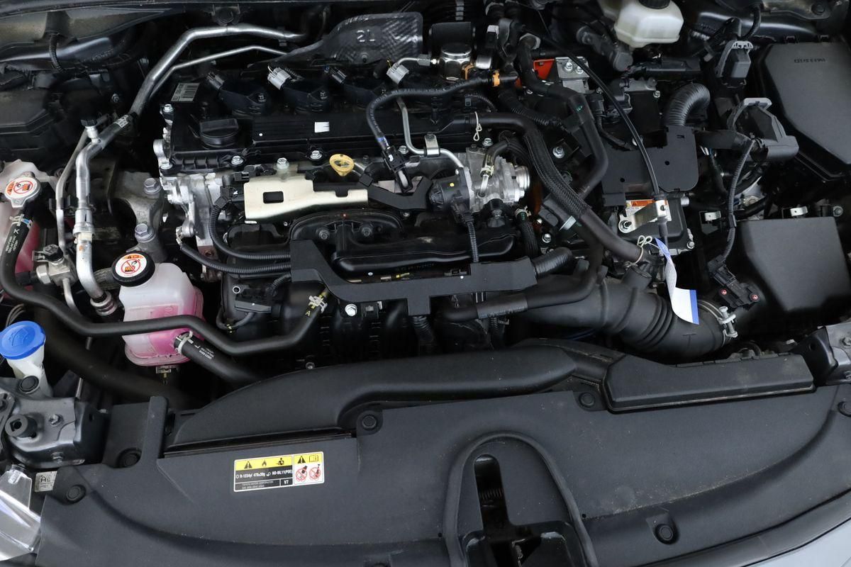 Toyota Corolla Touring Sports 2.0 CVT Team D Navi Kam