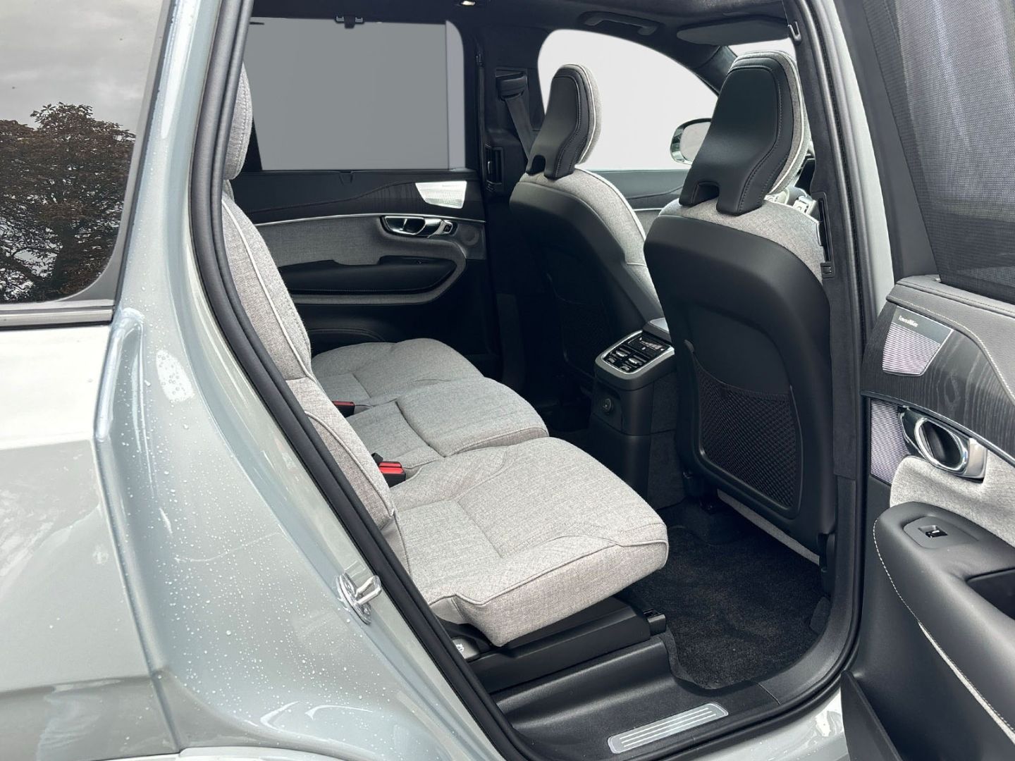 Volvo XC90 Recharge T8 AWD Ultra Dark 7-Sitzer 22'' B&