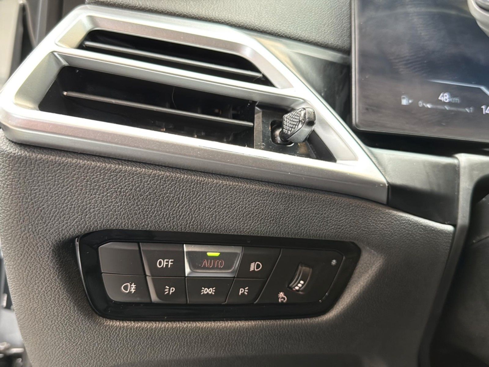 BMW 320d Touring xD M Sport ACC KZU HuD 360° HiFi QI