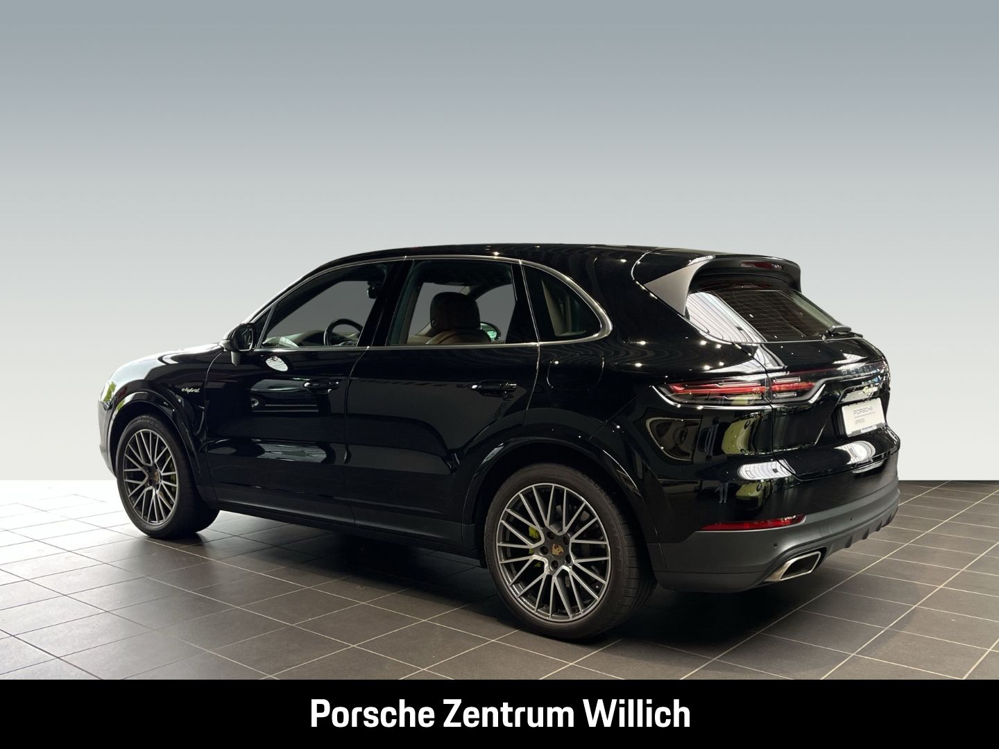 Porsche Cayenne E-Hybrid Clubleder Luftfederung 21-Zoll