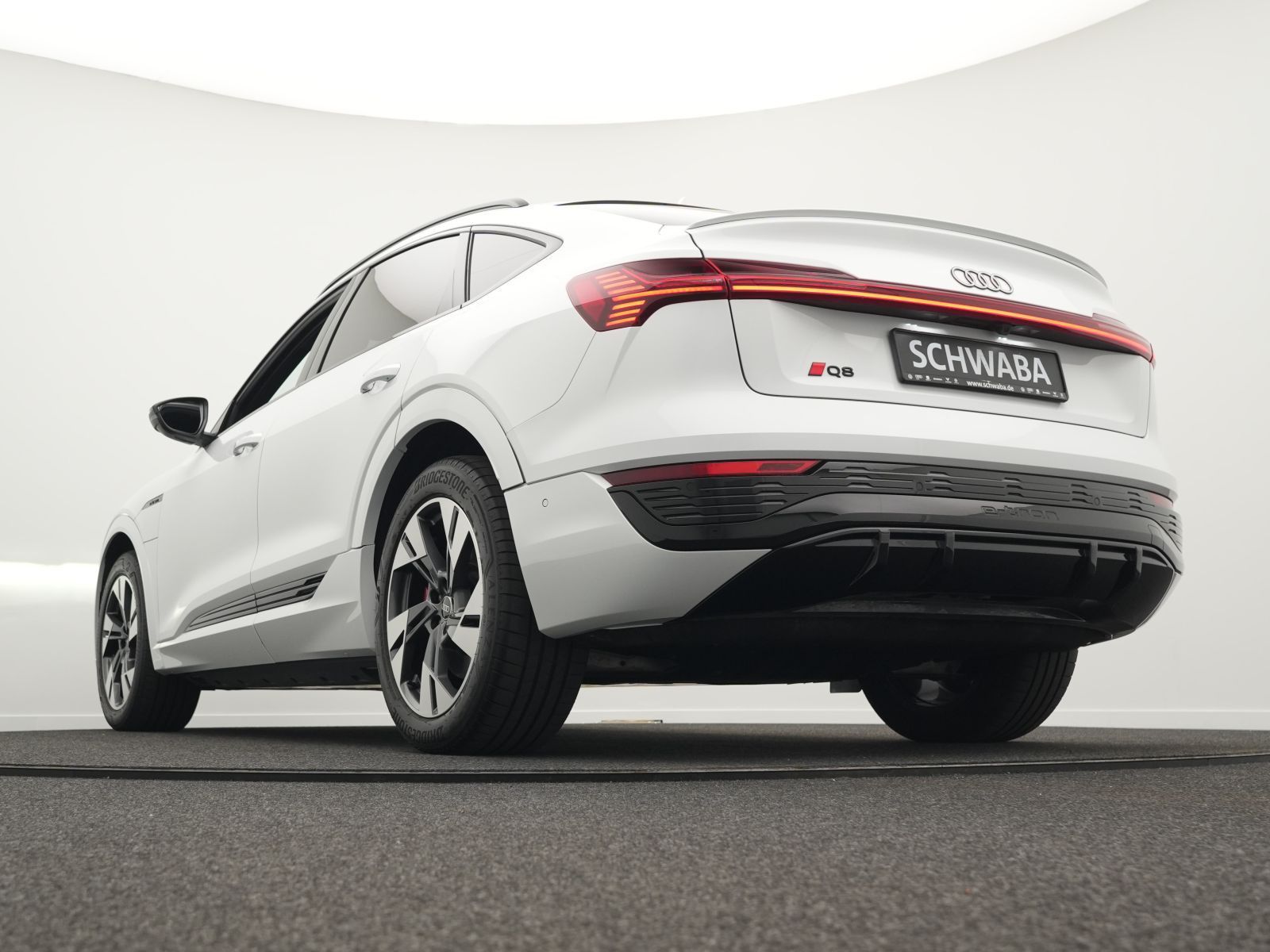 Audi Q8 Sportback e-tron 50 S line quattro