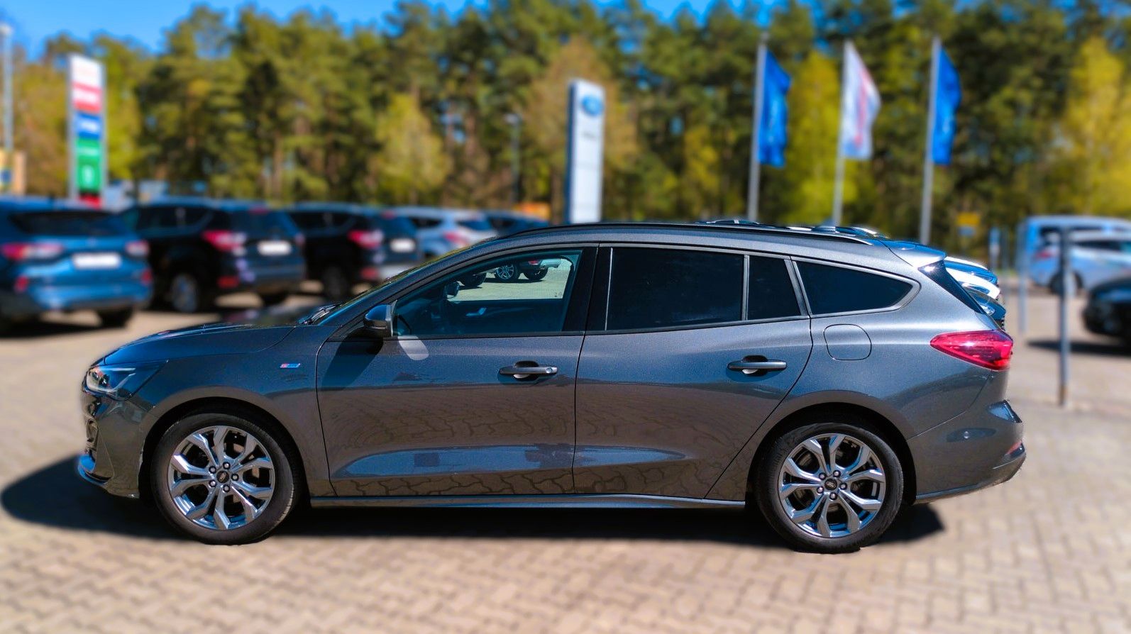 Ford Focus Turnier ST-Line X *NAVI *LED *ACC *AHK *