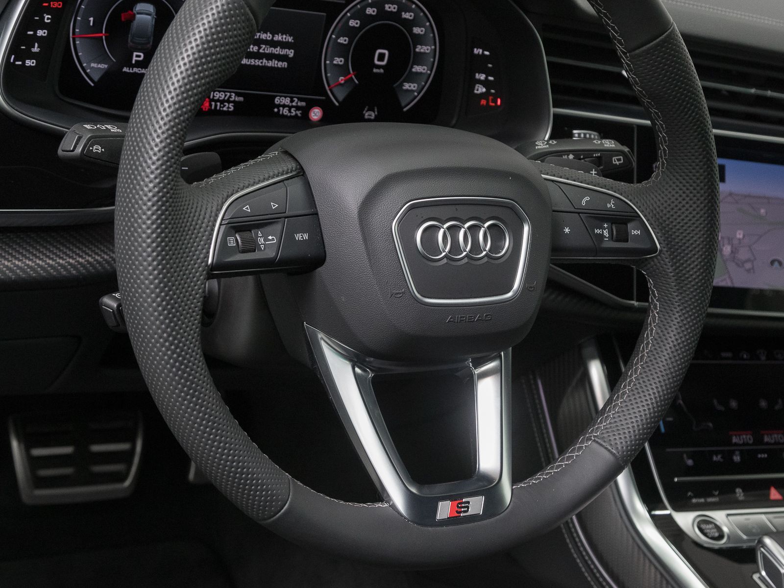 Audi Q7 50 TDI Q 2x S LINE UPE124 7-SITZE PANO AHK ST