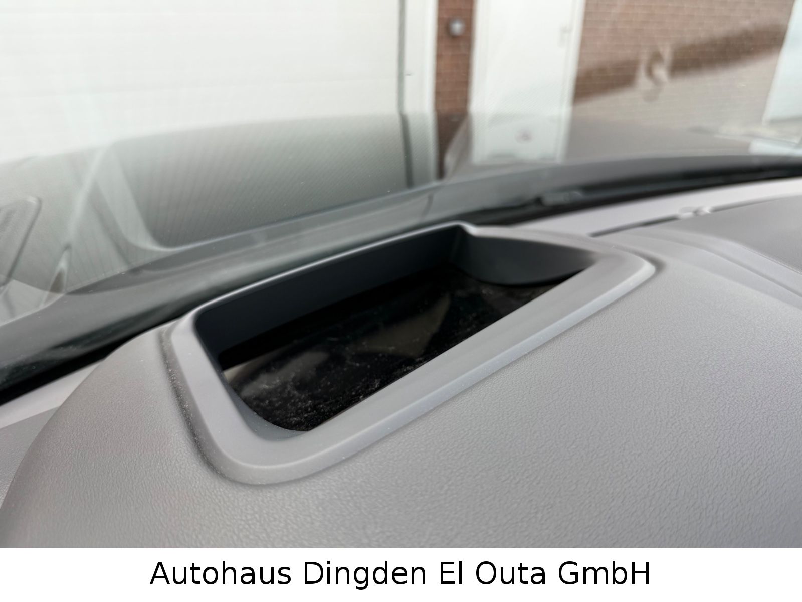 Range Rover Sport HSE 3.0 SDV6 Dynamic - Samsaru's Car Outlet
