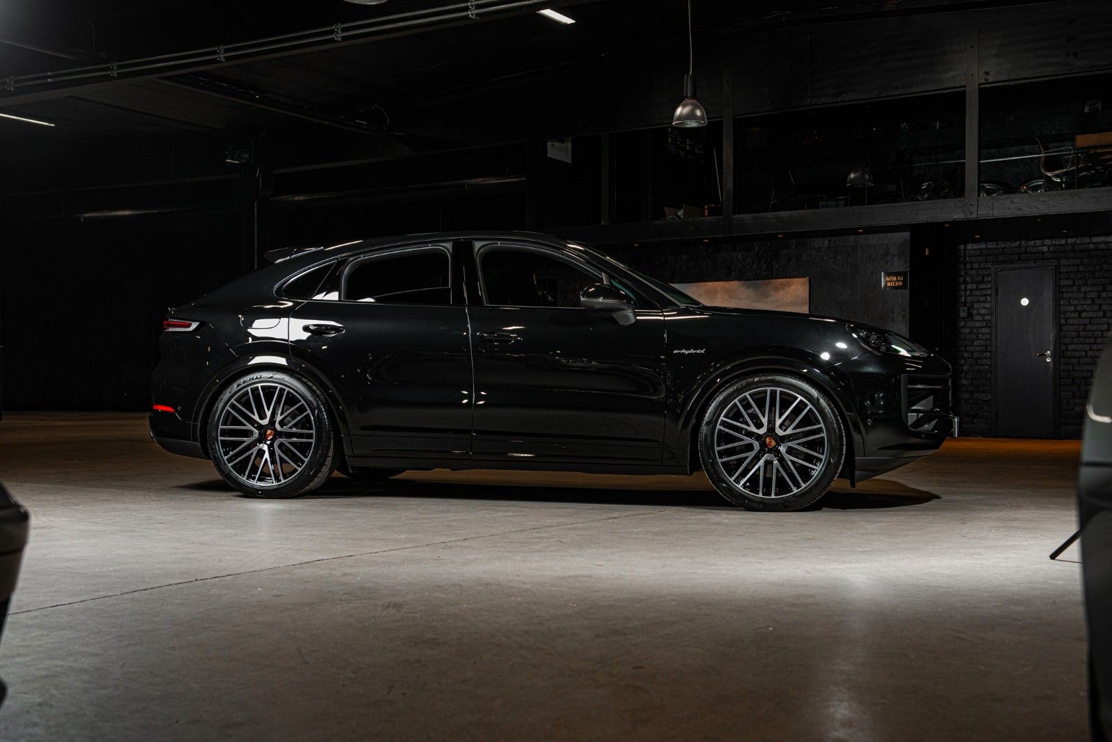 Porsche Cayenne Coupe E-Hybrid / SportDesign / VAT