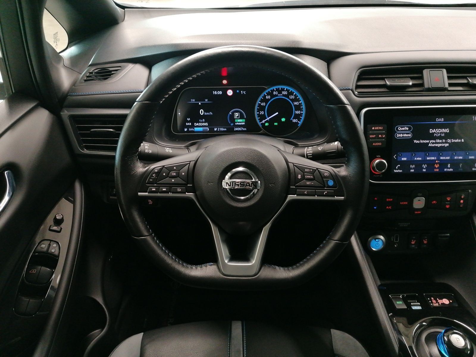Nissan Leaf 62 kWh e+ Tekna - Samsaru's Car Outlet