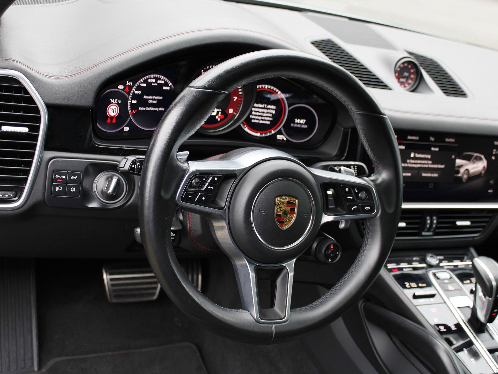 Porsche CAYENNE GTS COUPE MAX.VOLL *CARBON*NiGHT*PANO*22