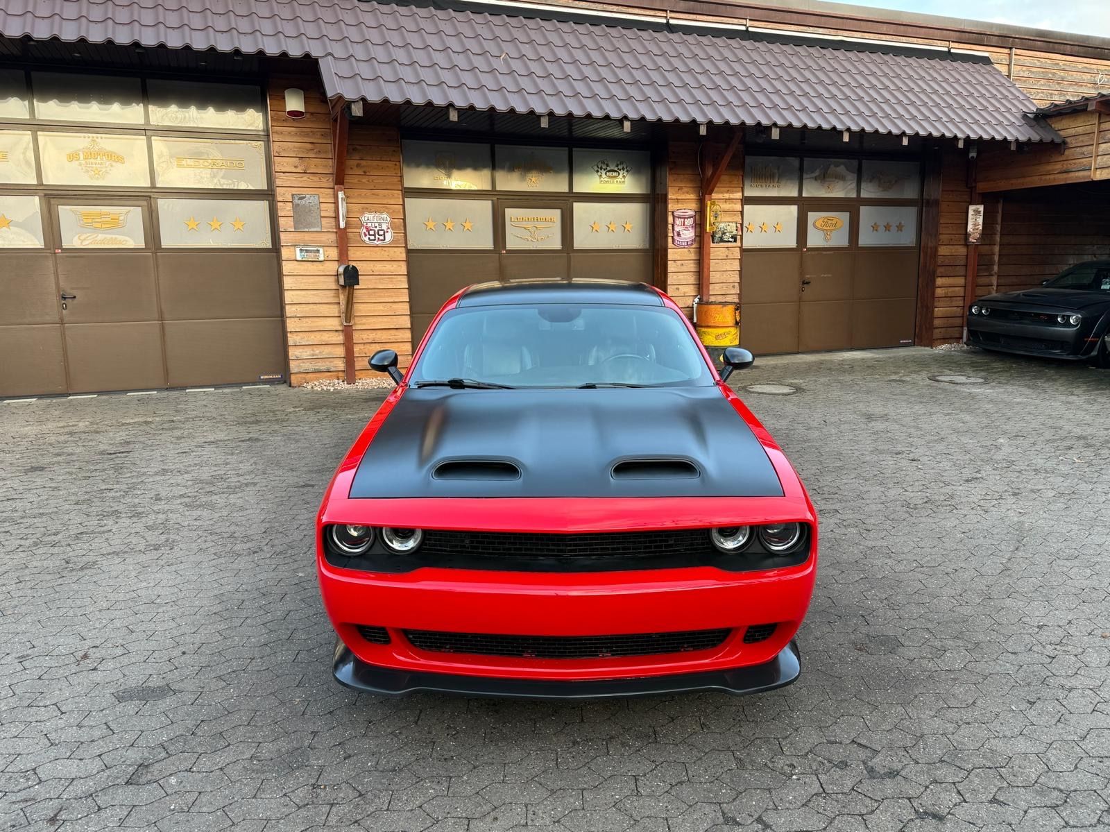 Dodge 5,7 V8*SRT KIT*LEDER*NAVI*KEYLESS*GARNTIE*SERVIC