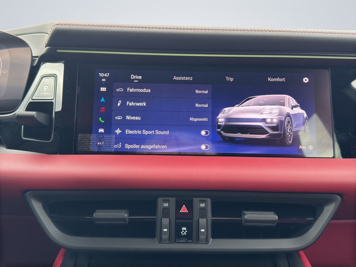 Porsche Macan 4 - Samsaru's Car Outlet