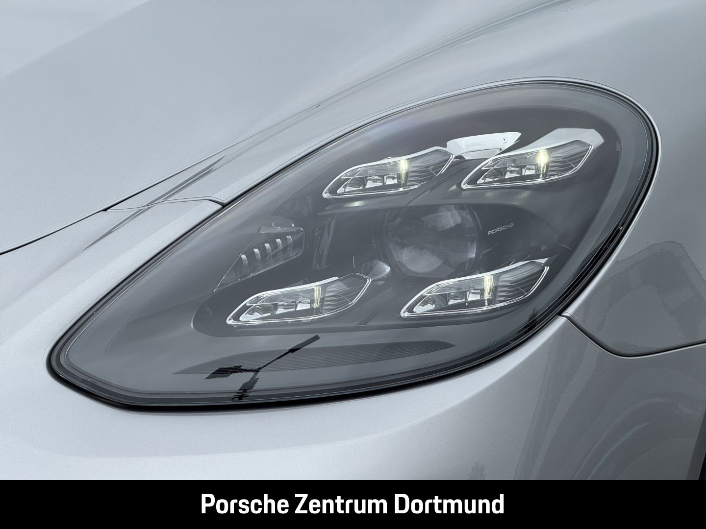 Porsche Panamera 4 E-Hybrid SportTurismo PlatinumEdition
