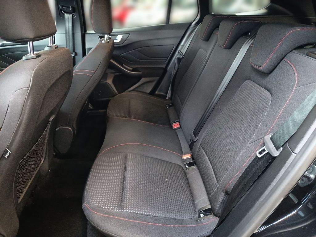 Ford Focus Turnier 1.0 EcoBoost Hybrid Aut. ST-LINE