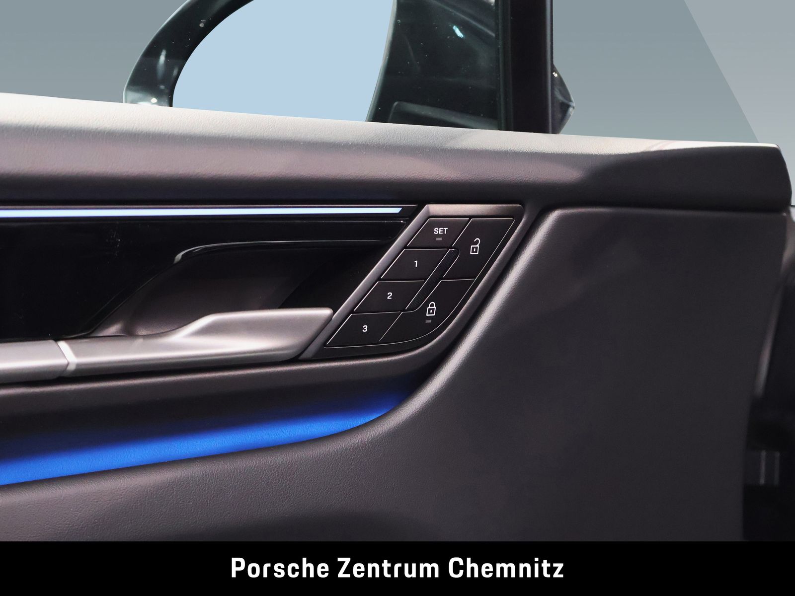 Porsche Macan 4S Electric Luft;AHZV;Pano;BOSE;Matrix-LED