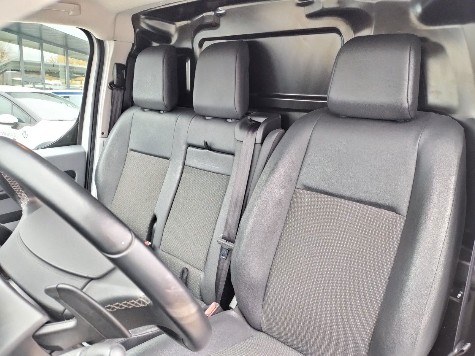 Opel Vivaro Kasten Edition M - Samsaru's Car Outlet