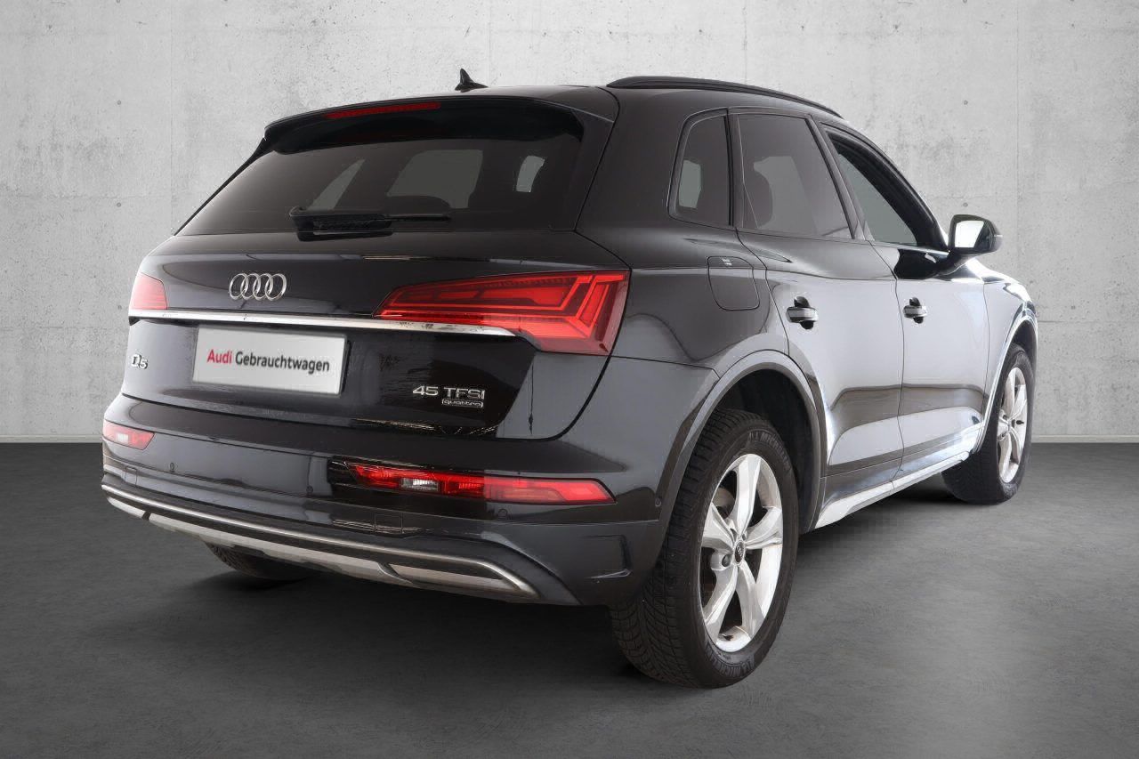 Audi Q5 45 TFSI quattro S tronic S-Line - Samsaru's Car Outlet