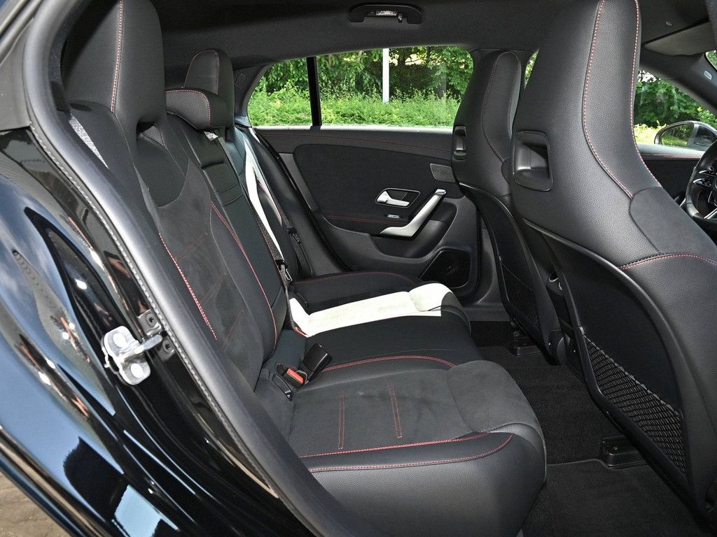 Mercedes-Benz CLA 250 SB 4M AMG Sport Premium - Samsaru's Car Outlet