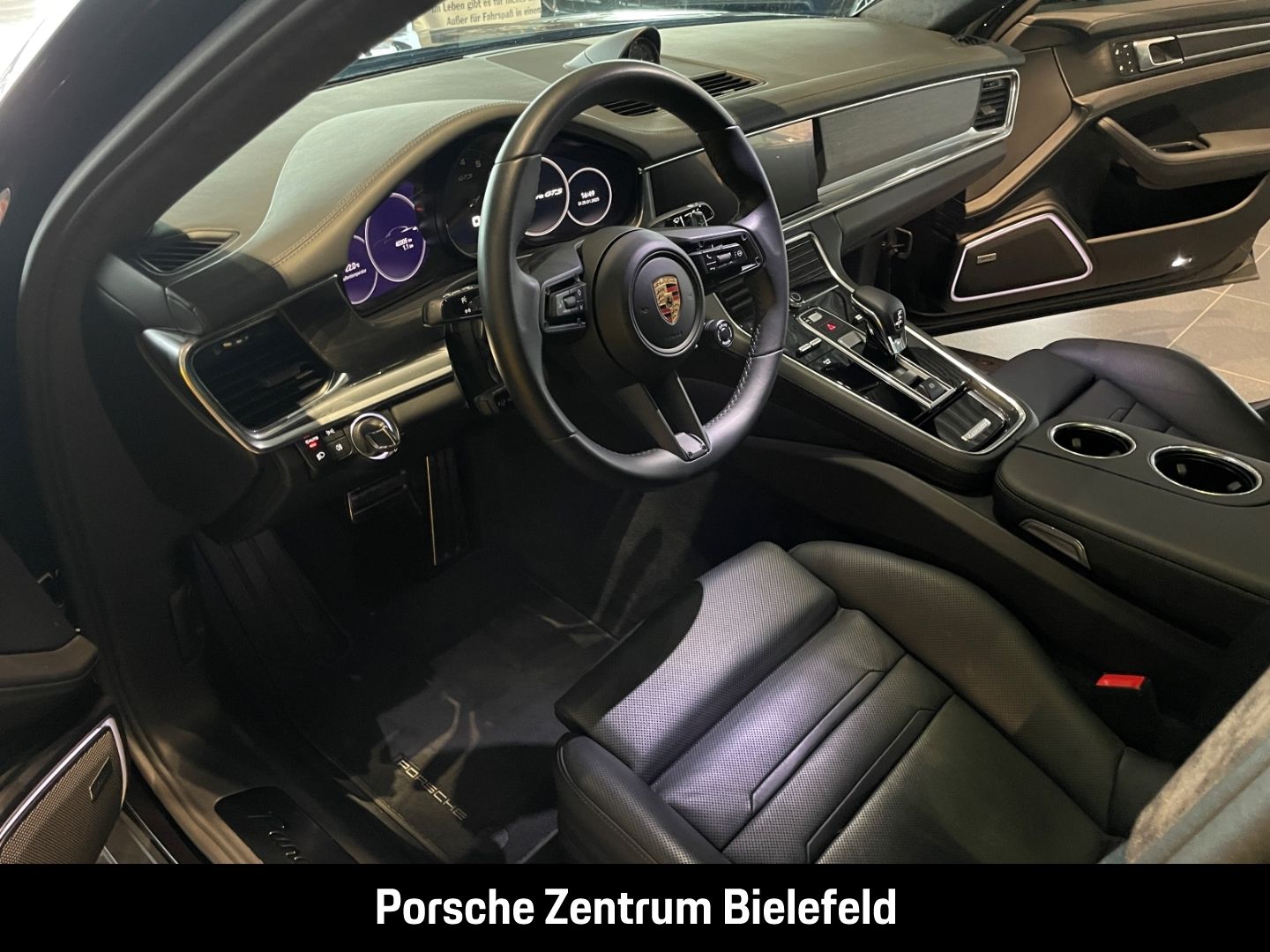 Porsche Panamera GTS BOSE Luftfederung Sportabgas LED