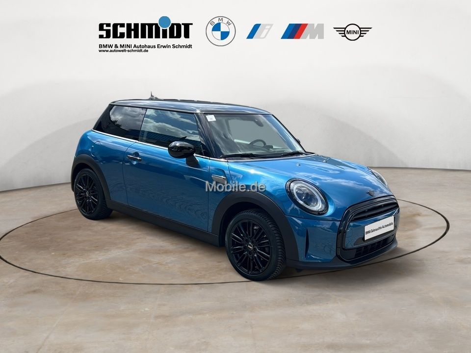 MINI Cooper Classic - Samsaru's Car Outlet