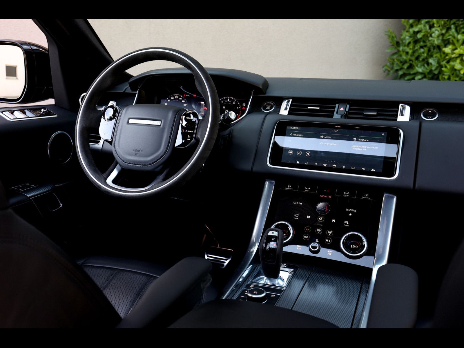 Range Rover Sport P400 HST - Samsaru's Car Outlet