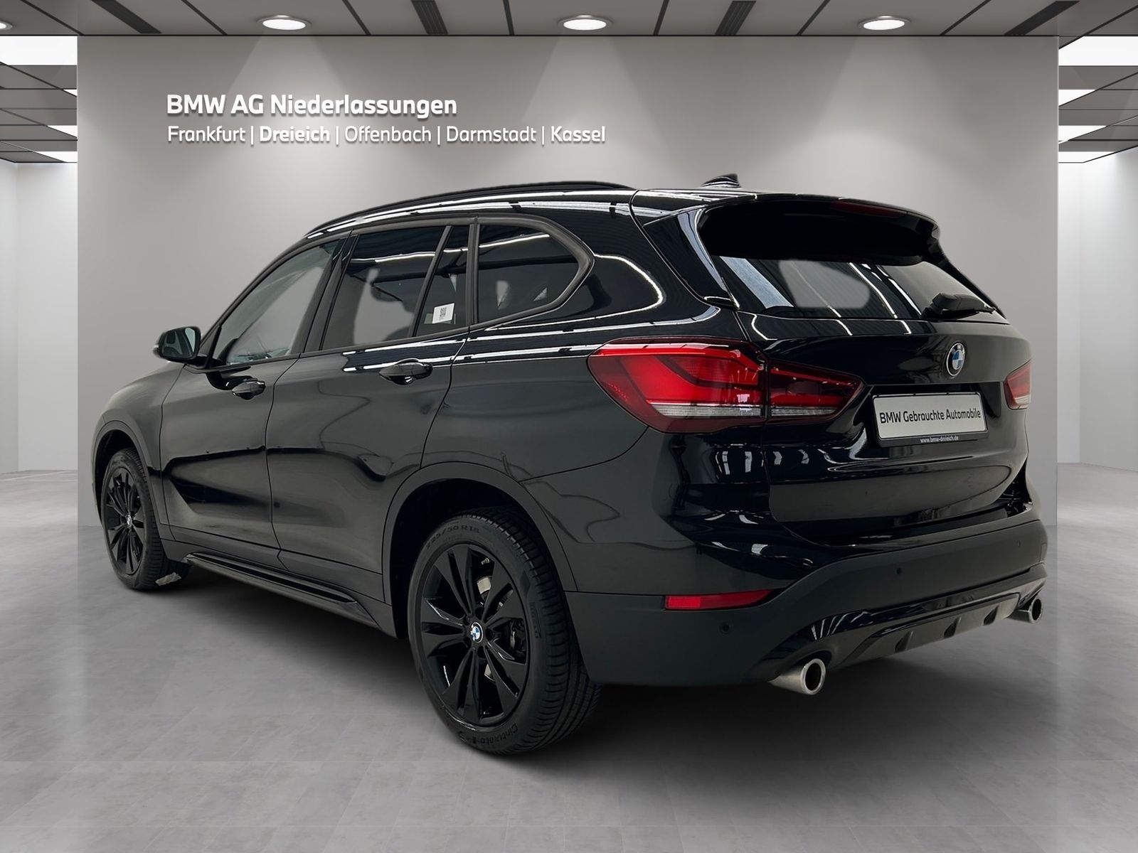 BMW X1 xDrive20i Sport Line - Samsaru's Car Outlet