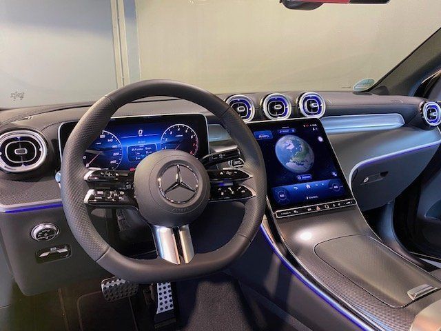 Mercedes-Benz GLC 200 4M AMG Night AHK/Pano/Tot/Distr/360°/DAB
