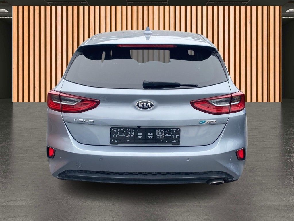 Kia Ceed 1.5 T-GDI DCT - Samsaru's Car Outlet